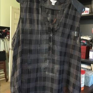 Guess - Sleeveless & Sheer Top. XL